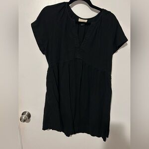 Universal Thread Black V-Neck dress